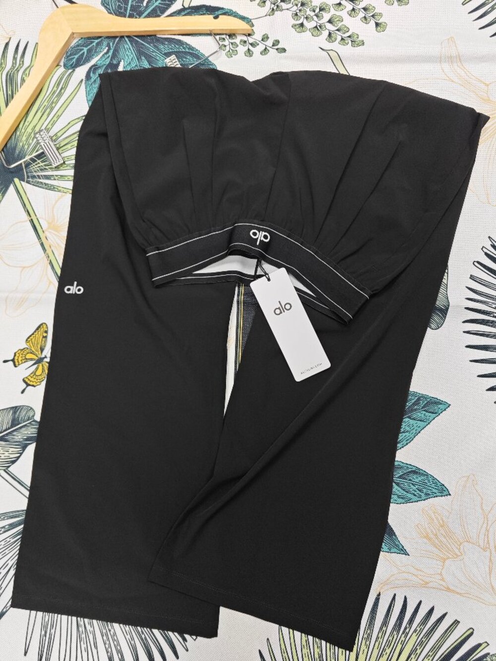 ALO Yoga Suit Up Trouser🖤Classic Black (Regular) Casual Office /NWT💓 - Picture 1 of 9